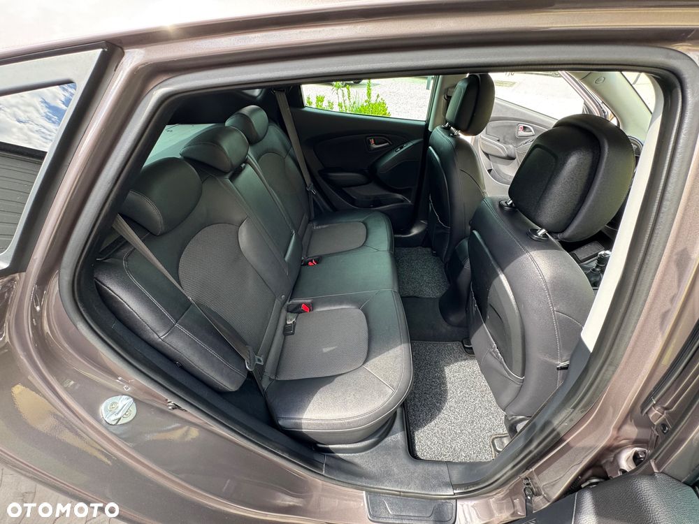 Hyundai ix35 1.6 2WD Fifa World Cup Edition - 28