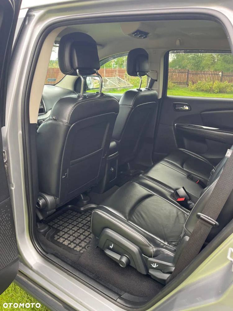 Dodge Journey - 16