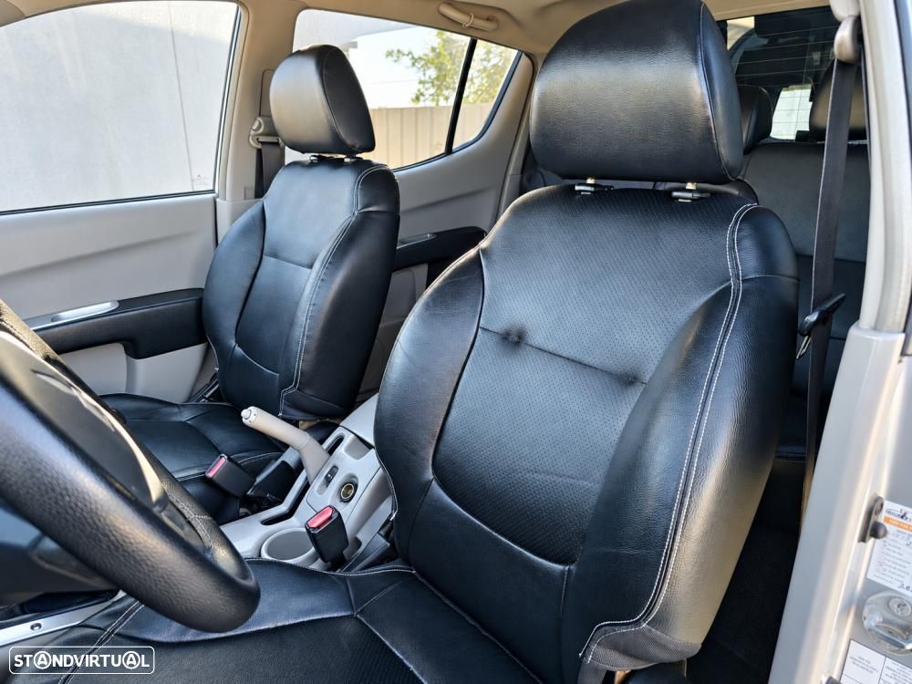 Mitsubishi L200 2.5 DI-D Cabine Dupla 4x4 - 9