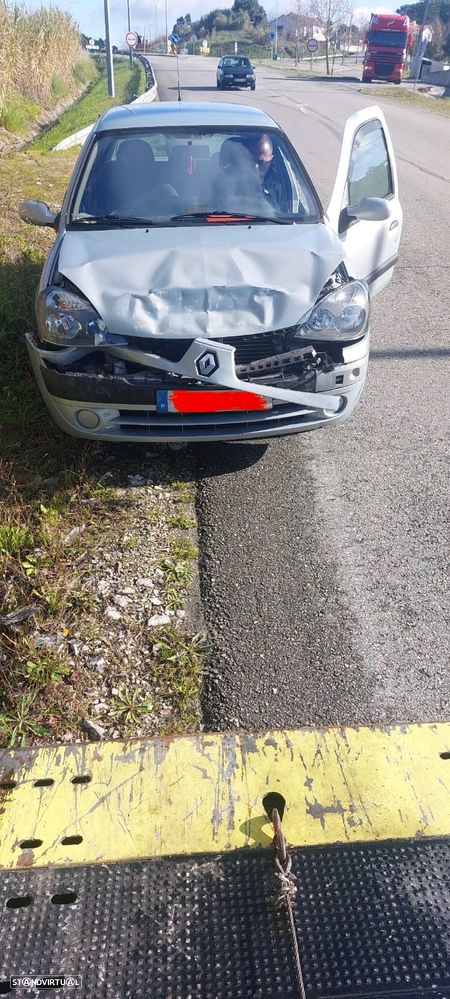 Renault Clio 1.5 dCi Confort - 1