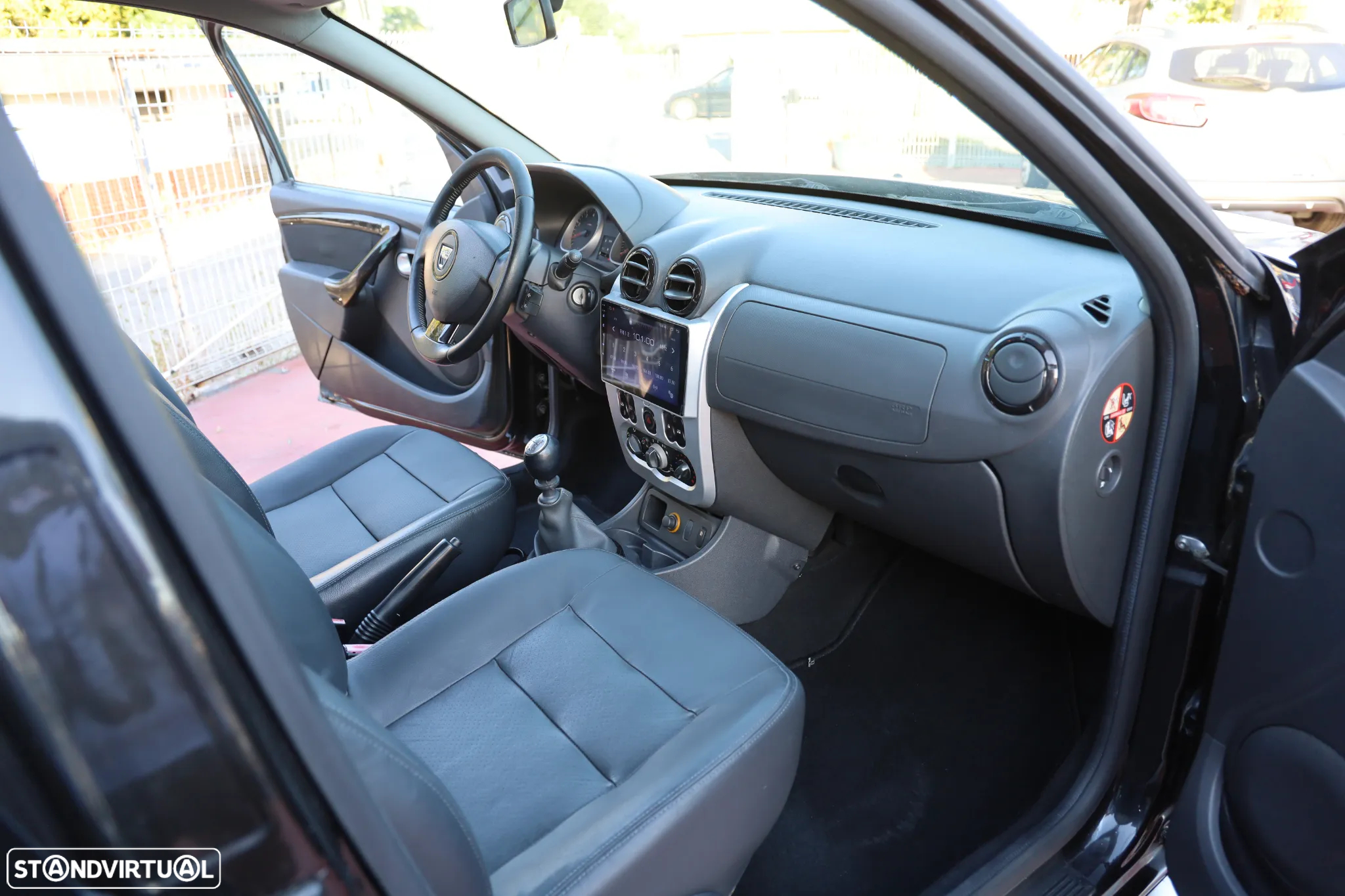 Dacia Duster 1.5 dCi Prestige - 14
