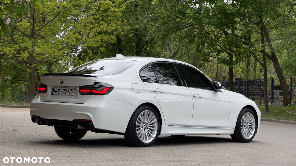 BMW Seria 3 328i Luxury Line - 5