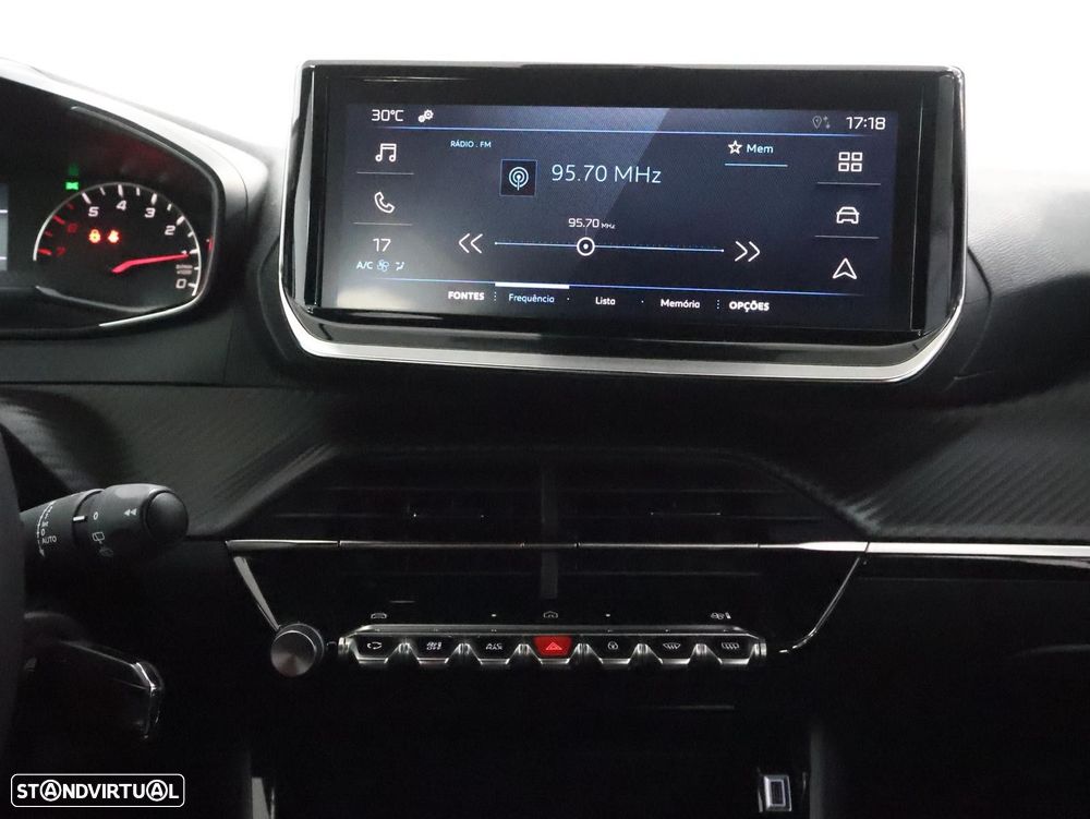 Peugeot 2008 1.2 PureTech Style - 20