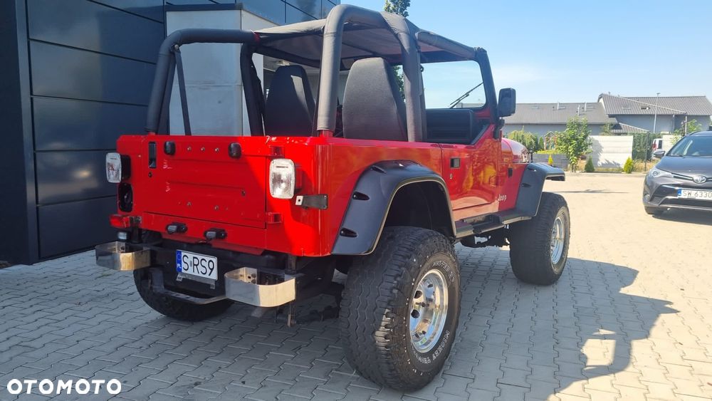 Jeep Wrangler - 5