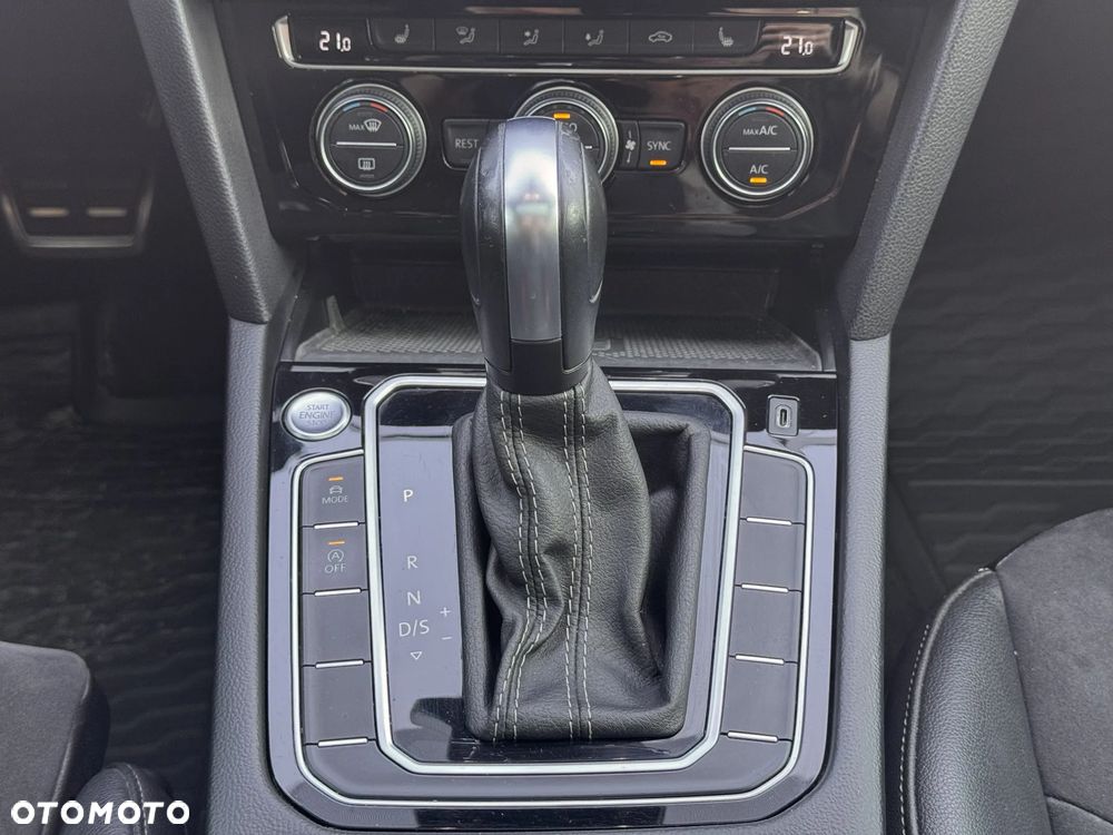 Volkswagen Arteon 2.0 TSI R-Line DSG - 32