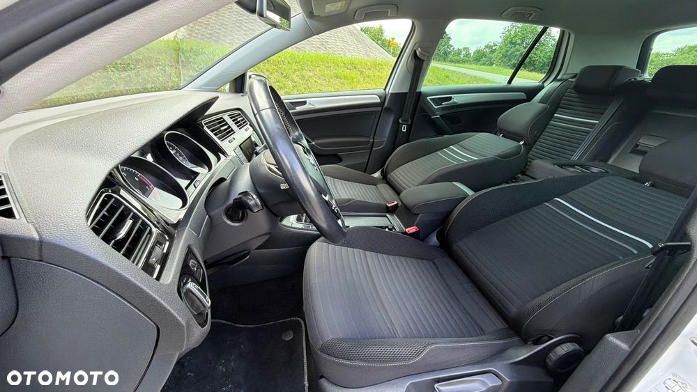 Volkswagen Golf 1.2 TSI BMT Trendline - 19