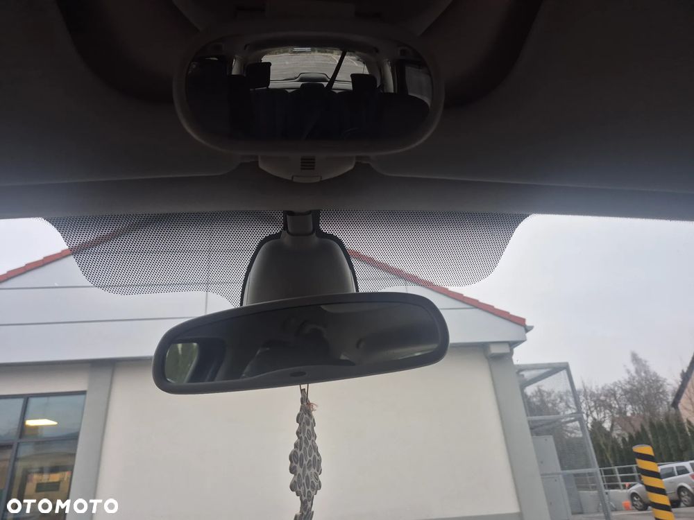 Renault Scenic 1.9 dCi FAP Privilege - 10