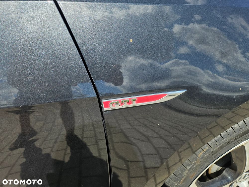 Volkswagen Golf GTI (BlueMotion Technology) DSG - 14