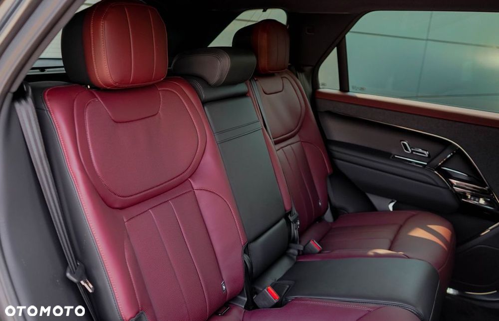 Land Rover Range Rover Sport S 3.0 D300 mHEV Dynamic SE - 29