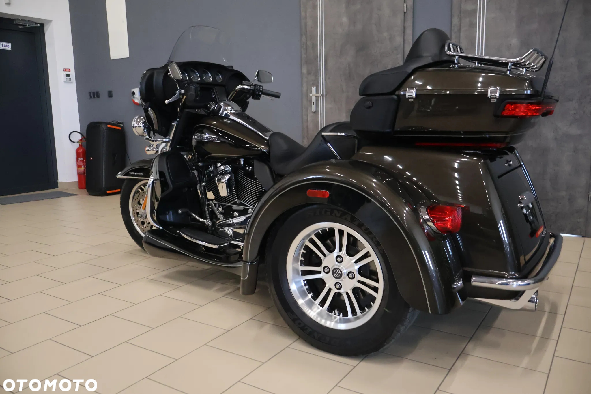 Harley-Davidson Touring Electra Glide - 8