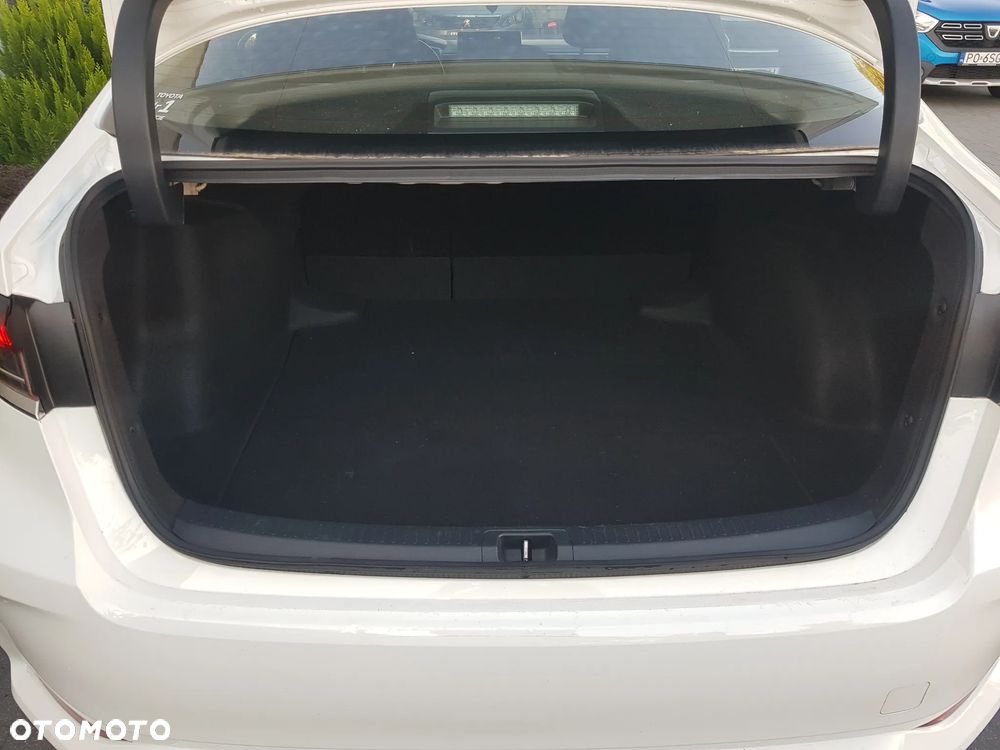 Toyota Corolla 1.5 Comfort MS - 12