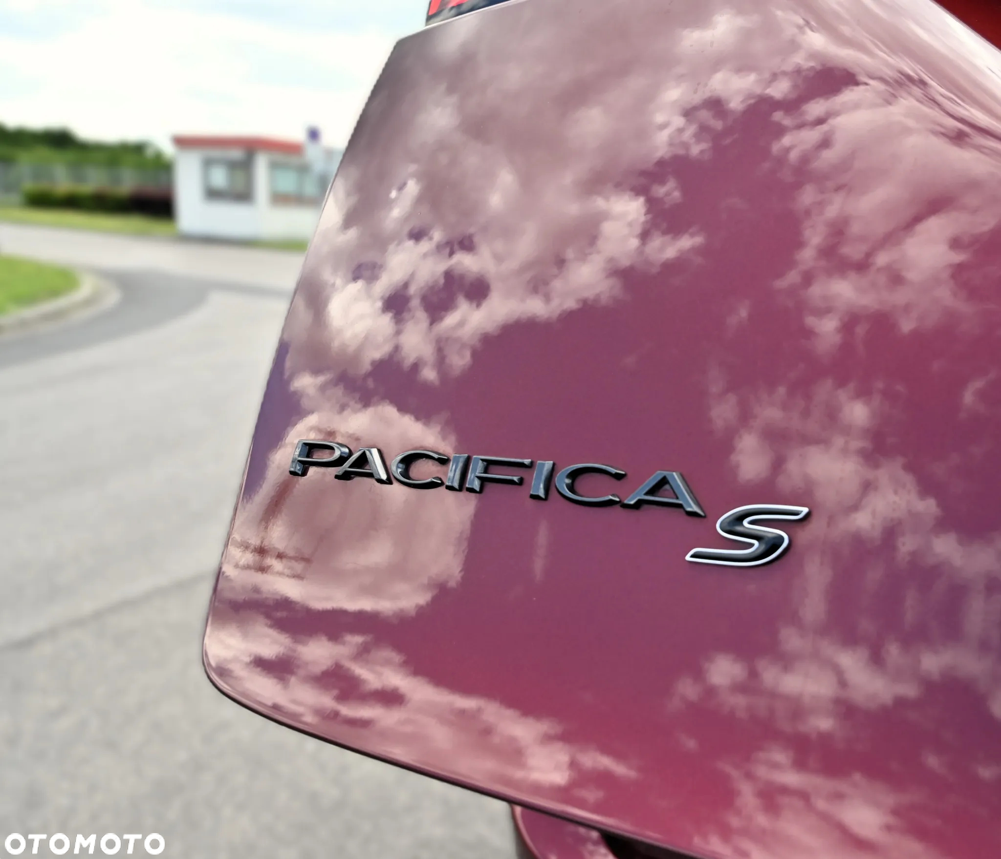 Chrysler Pacifica - 29