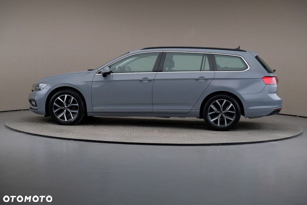Volkswagen Passat Variant 1.5 TSI EVO Business DSG - 4