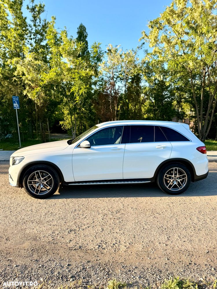 Mercedes-Benz GLC 250 4MATIC 9G-TRONIC AMG Line - 4