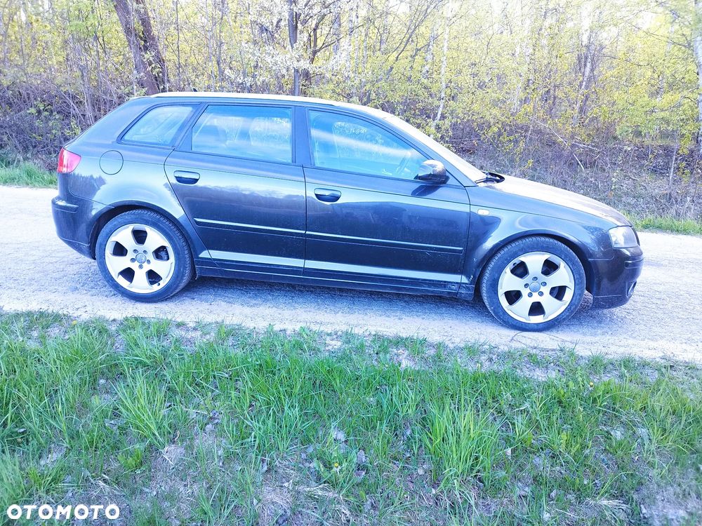 Audi A3 Sportback 2.0 TDI Ambiente - 6
