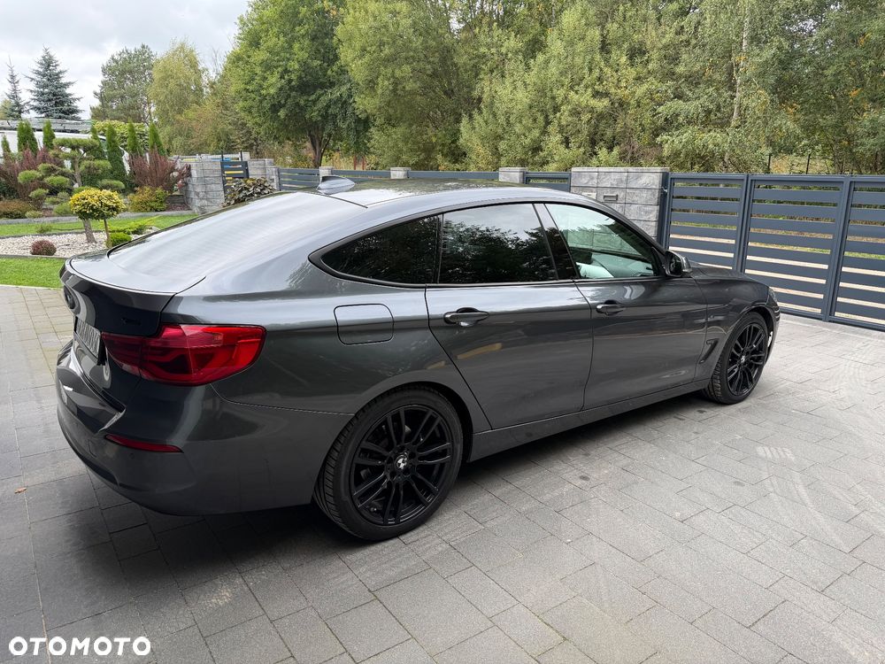BMW Seria 3 320d xDrive M Sport - 5