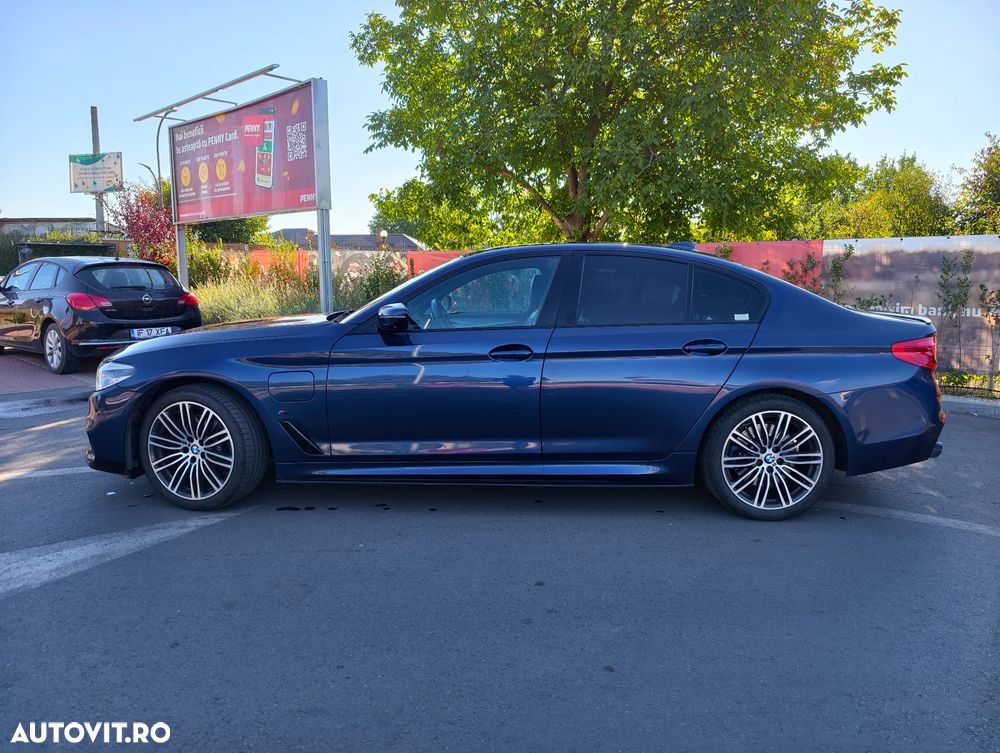 BMW 5 Series 2020 — imagine 11