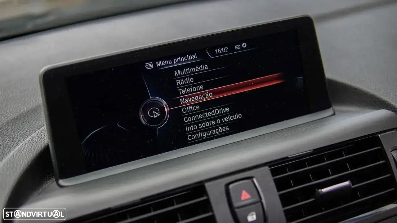 BMW 118 d Line Sport - 17