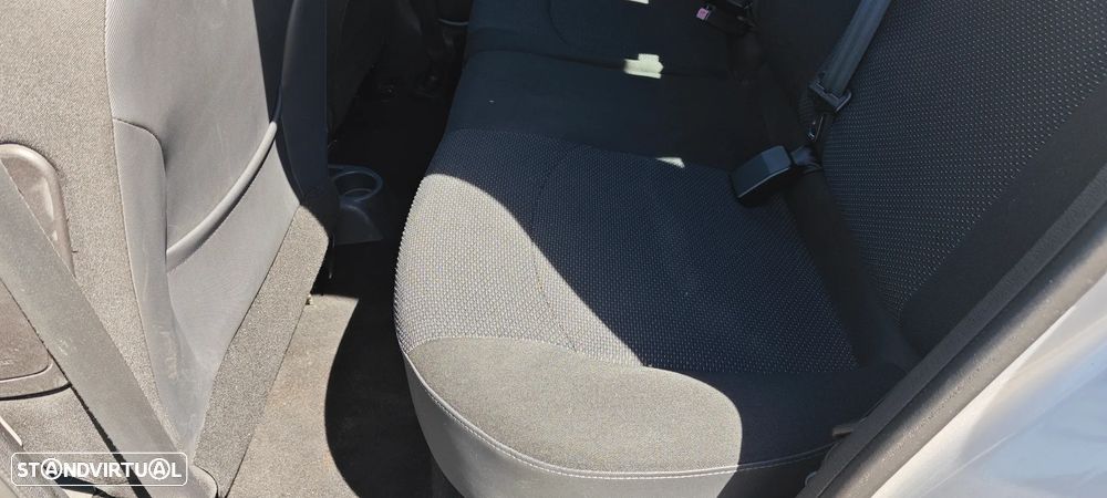 Peugeot 206+ 1.1 Urban - 11