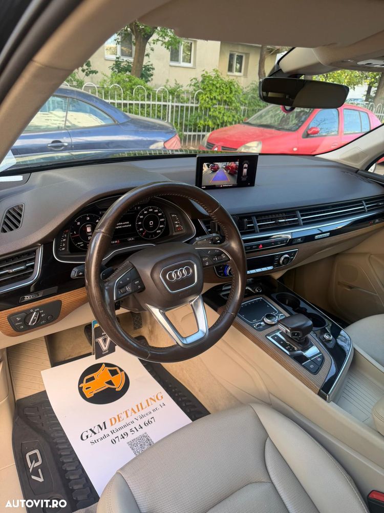 Audi Q7 - 6