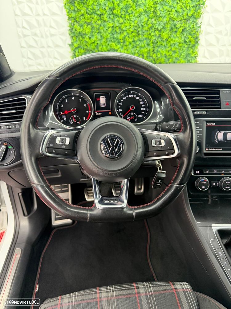 VW Golf GTI Performance BlueMotion - 7