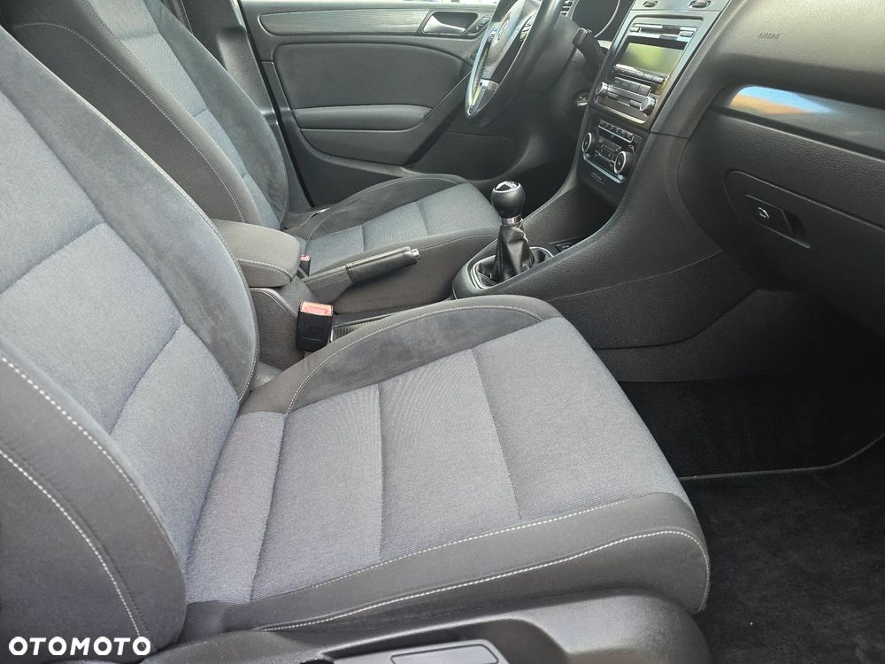 Volkswagen Golf 1.2 TSI Style - 23