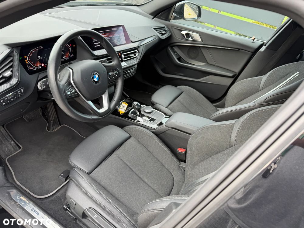 BMW Seria 2 218i Sport Line - 11