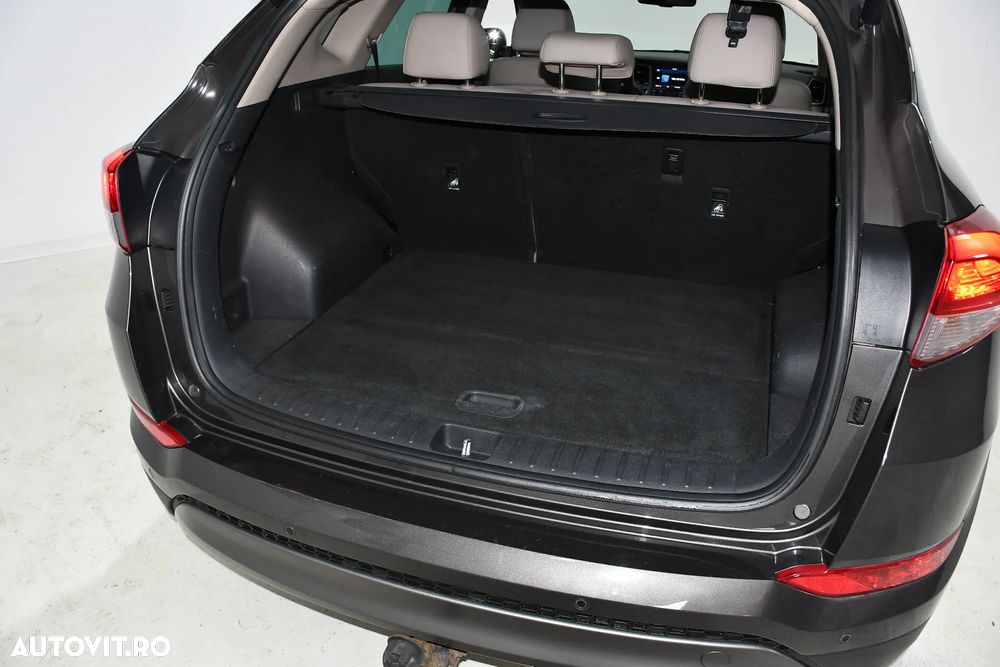Hyundai Tucson - 38