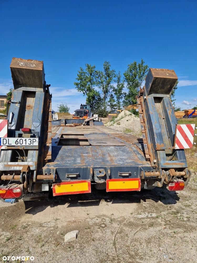 Mercedes-Benz AROCS - 3