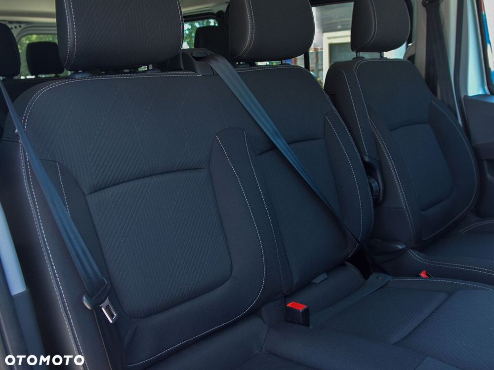 Renault Trafic - 15