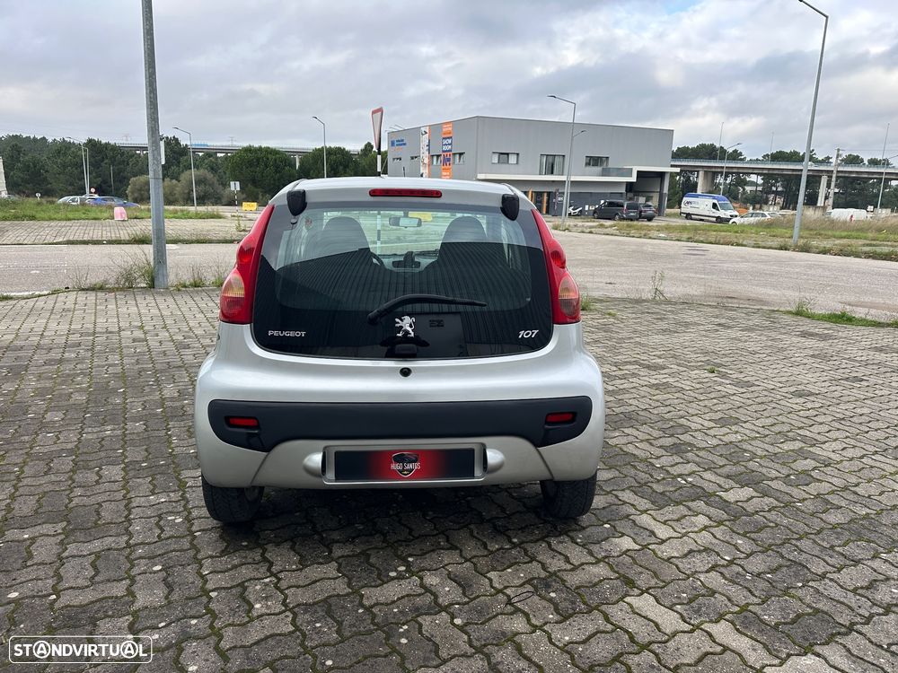 Peugeot 107 1.0 Urban 2 Tronic - 5