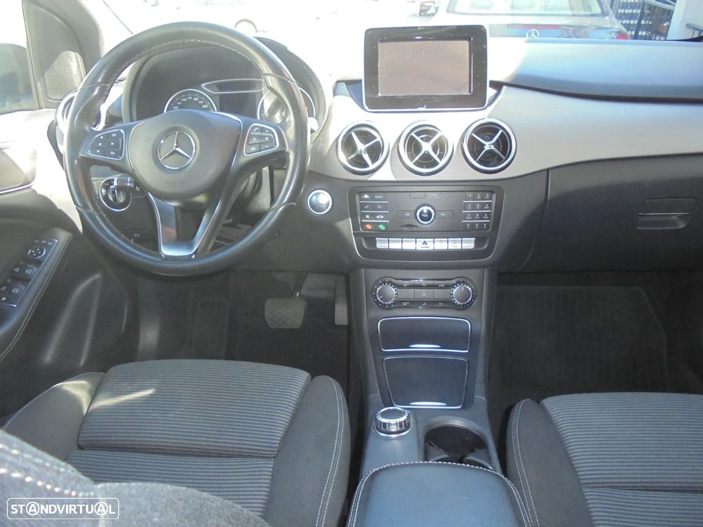 Mercedes-Benz B 200 d Urban Aut. - 9