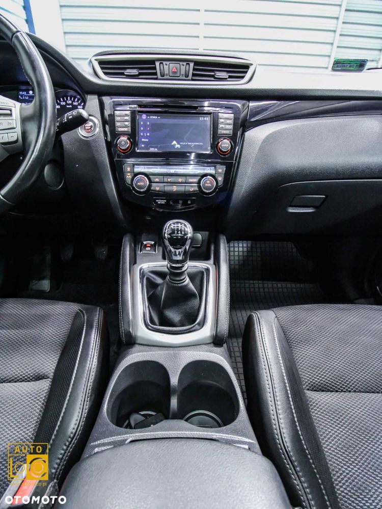 Nissan Qashqai 1.6 Tekna - 17