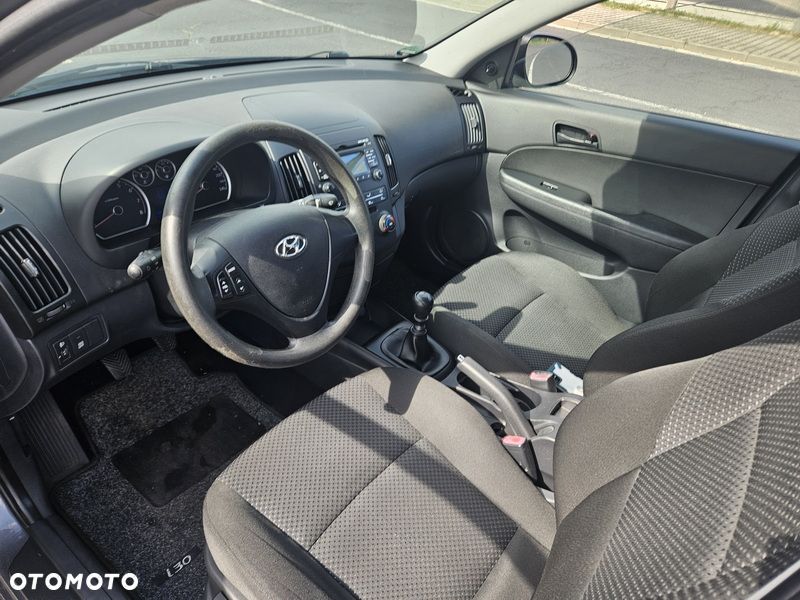 Hyundai i30 1.6 Comfort - 6