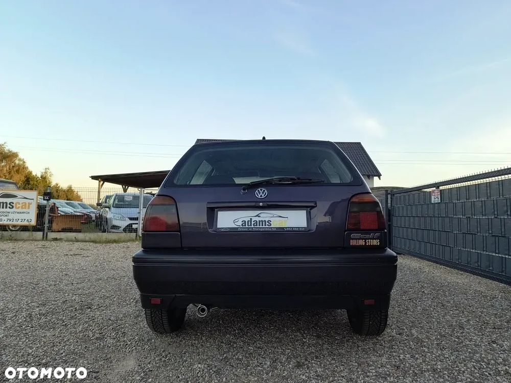 Volkswagen Golf - 4