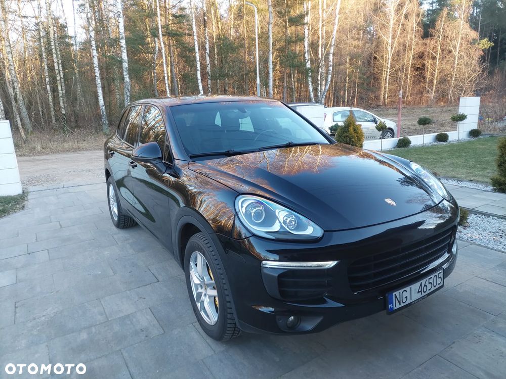 Porsche Cayenne - 1
