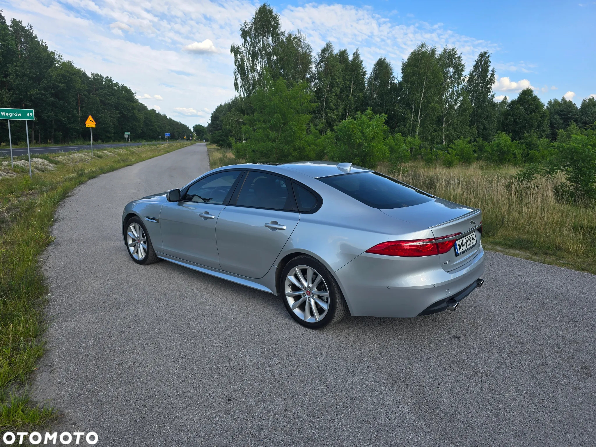Jaguar XF 35t R-Sport - 3