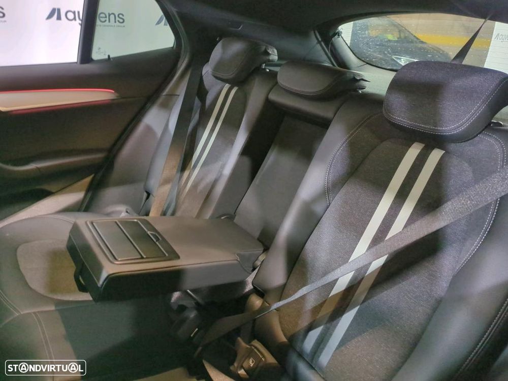 BMW X2 25 e xDrive Pack M - 8