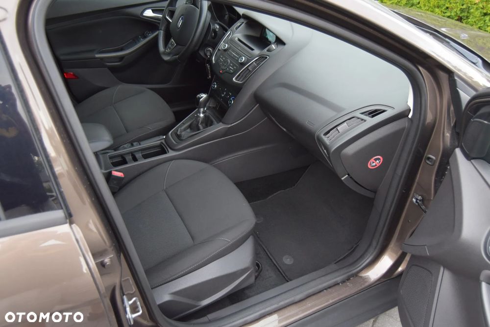 Ford Focus 1.0 EcoBoost Trend - 8