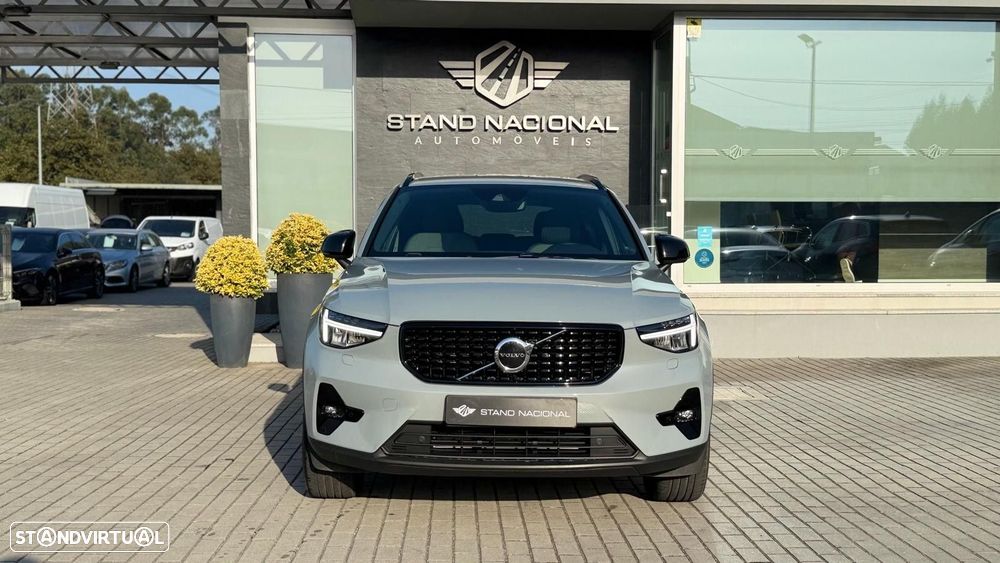 Volvo XC 40 1.5 T2 Plus Dark Auto - 3
