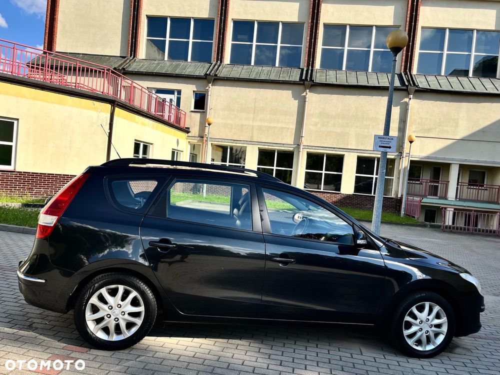 Hyundai i30 i30cw 2.0 Style - 5