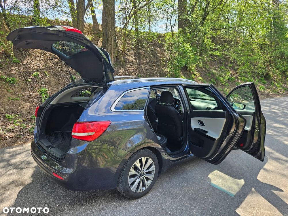 Kia Ceed 1.6 CRDi L - 26