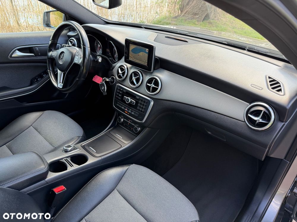 Mercedes-Benz GLA 180 CDI 7G-DCT Edition 1 - 11