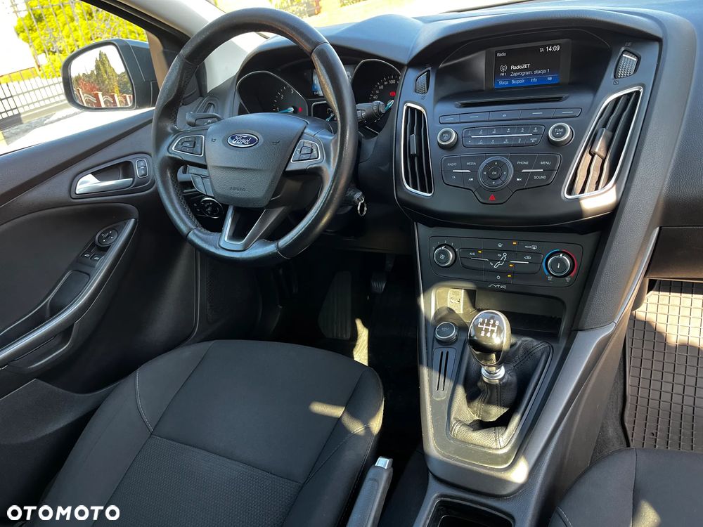 Ford Focus - 17