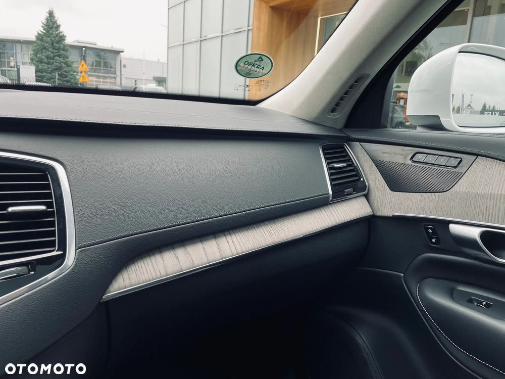 Volvo XC 90 - 20
