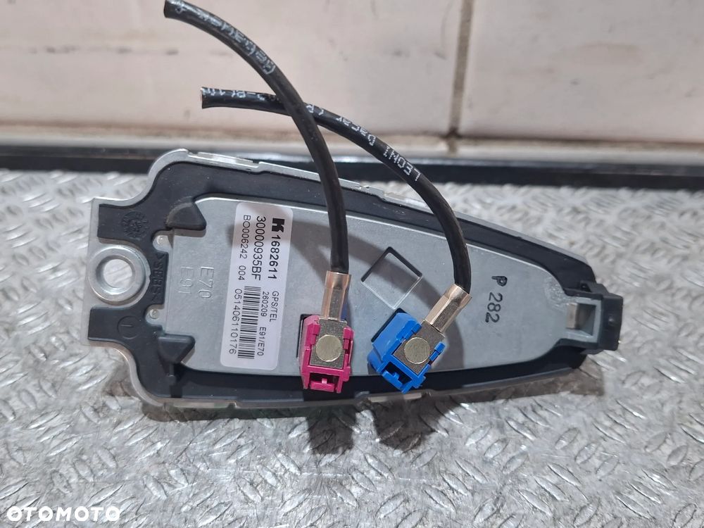 Antena dachowa BMW E90 E91 2009 rok lift nr 6940418 - 3