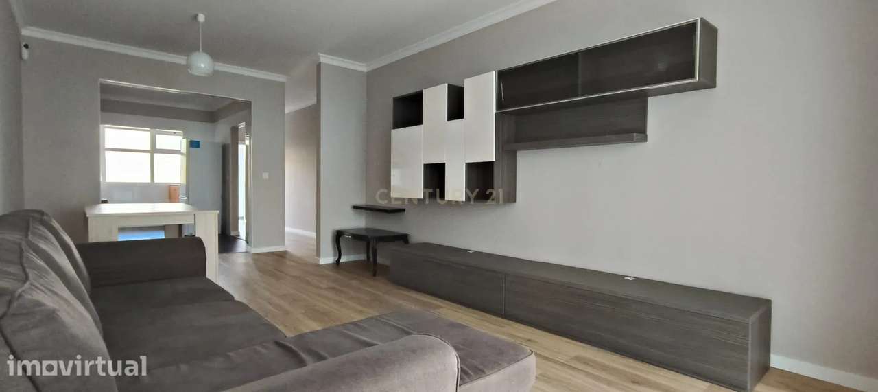 Apartamento T1 para Arrendamento no Caniço - Grande imagem: 2/22