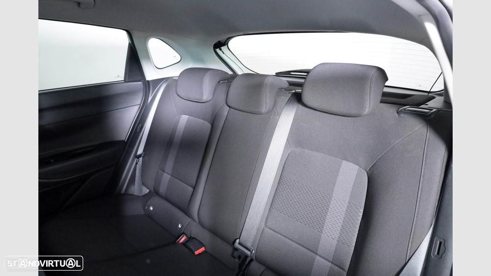 Hyundai i20 — fotografia 17