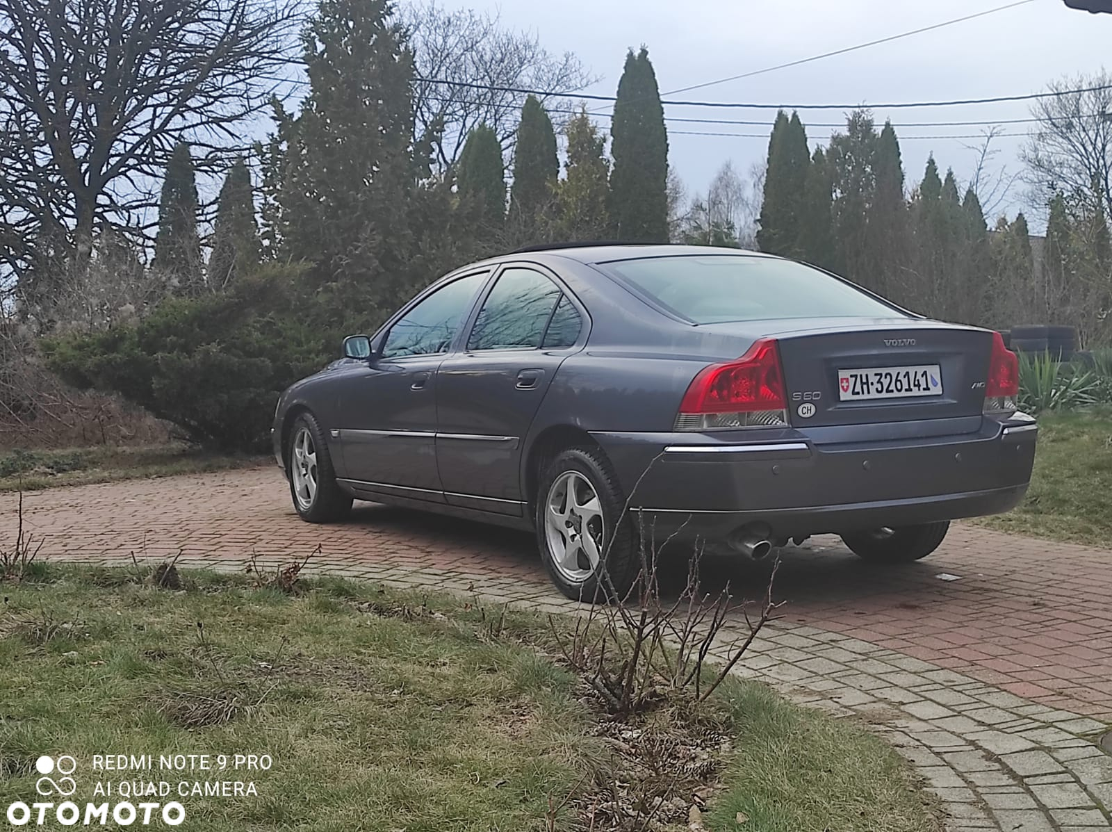 Volvo S60 2.5T AWD Momentum - 8
