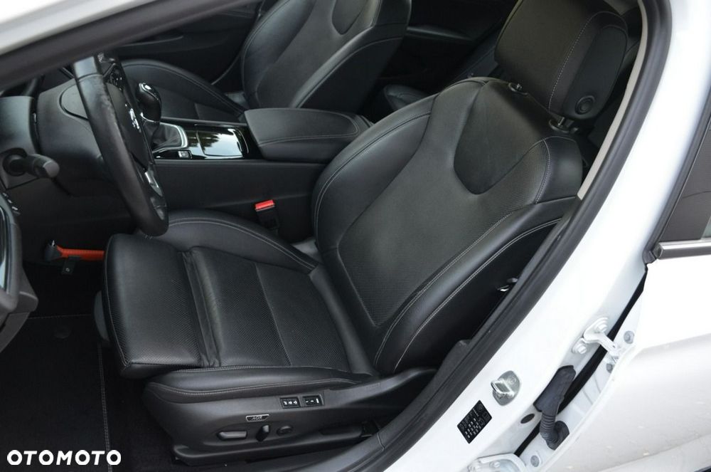 Opel Insignia - 23